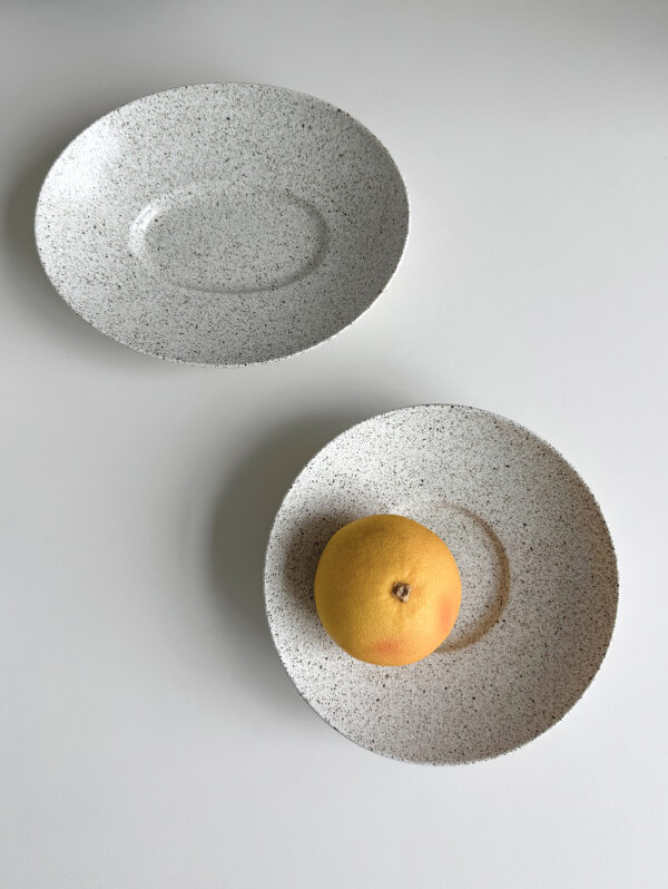 Cookies & Cream Plate (Dot)